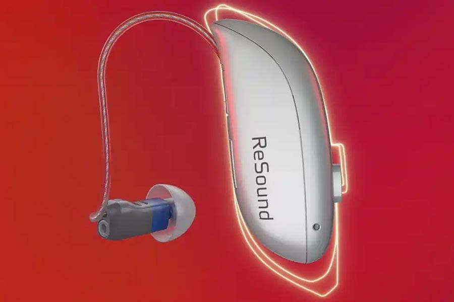 Immagine di confronto tra le dimensioni di Resound Omnia e Nexia